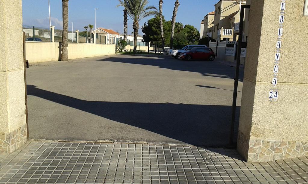 Apartement à La Mata Torrevieja Bagian luar foto