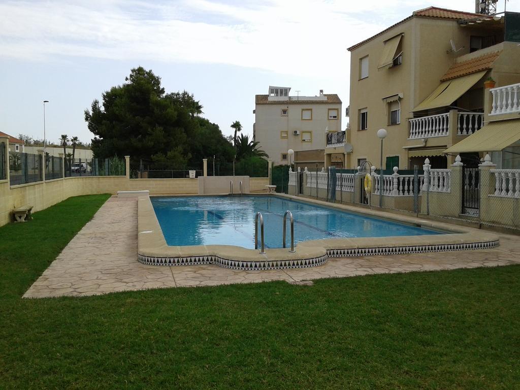 Apartement à La Mata Torrevieja Bagian luar foto