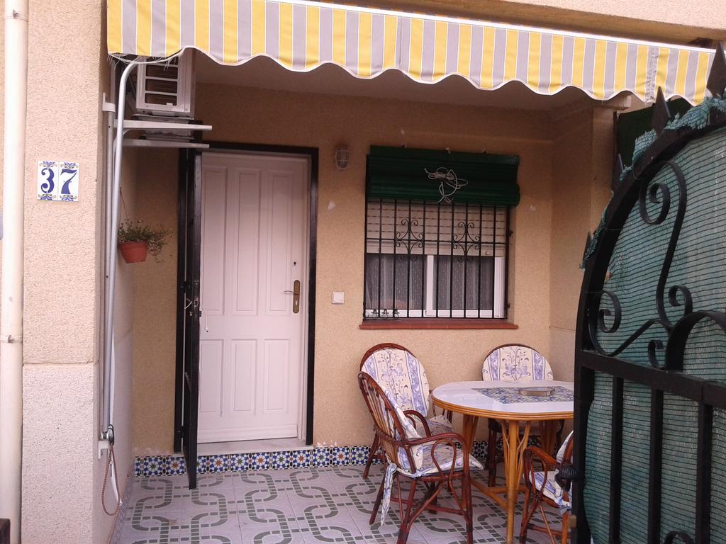Apartement à La Mata Torrevieja Bagian luar foto