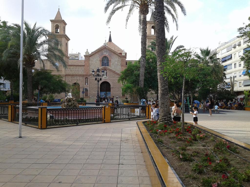 Apartement à La Mata Torrevieja Bagian luar foto