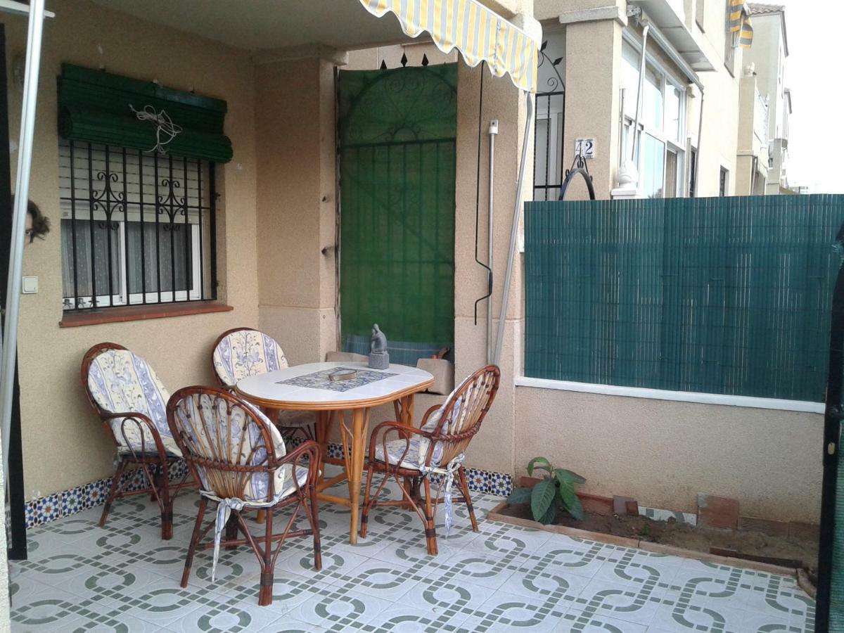 Apartement à La Mata Torrevieja Bagian luar foto